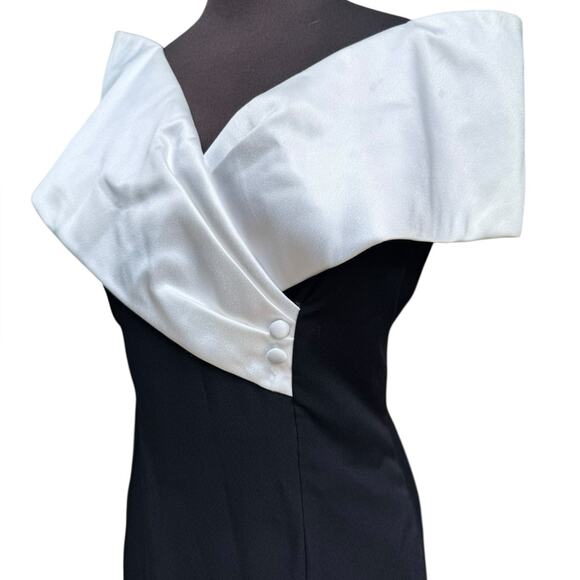 Vtg Off The Shoulder Satin Collar Column Gown Size S Elegant Modern Minimalist - Picture 2 of 6